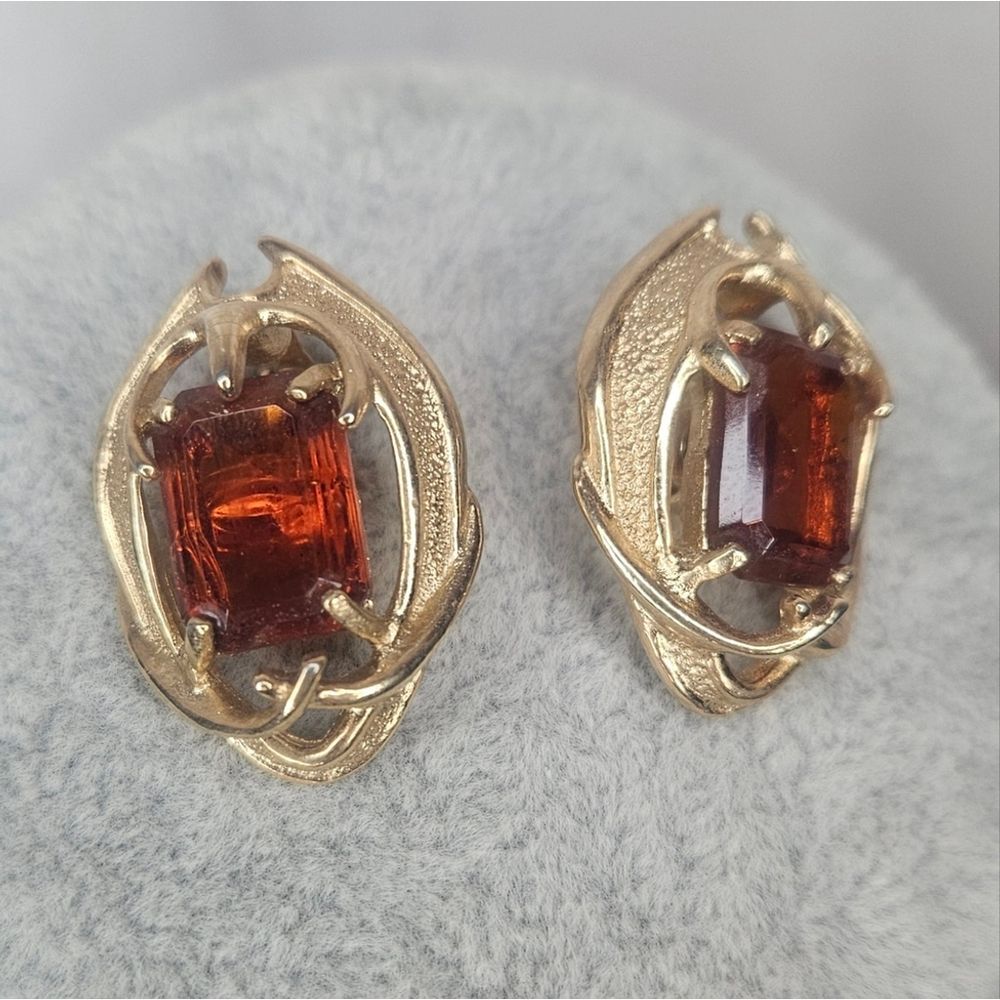 Sarah Coventry Vintage 60s Amber Molten Topaz Clip On Earrings EUC 1.25" X 1"